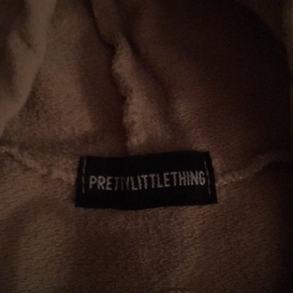 PRETTYLITTLETHING cropped hoddie - Picture 2 of 3